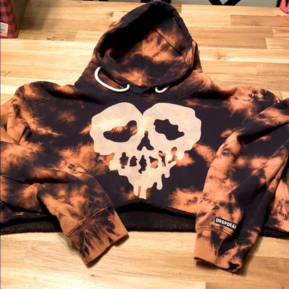 Dropdead crop hoodie